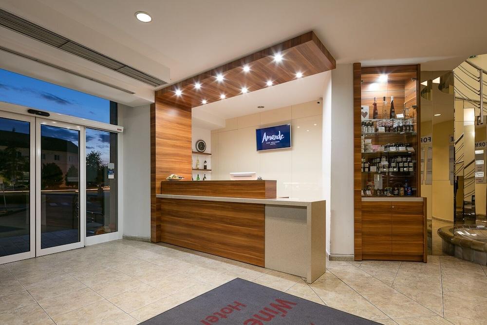 Wine Wellness Hotel Amande Hustopeče Extérieur photo