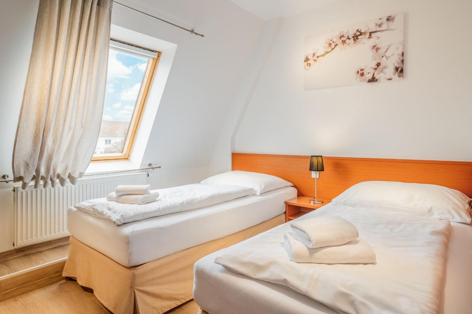 Wine Wellness Hotel Amande Hustopeče Extérieur photo