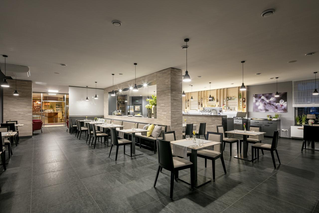 Wine Wellness Hotel Amande Hustopeče Extérieur photo