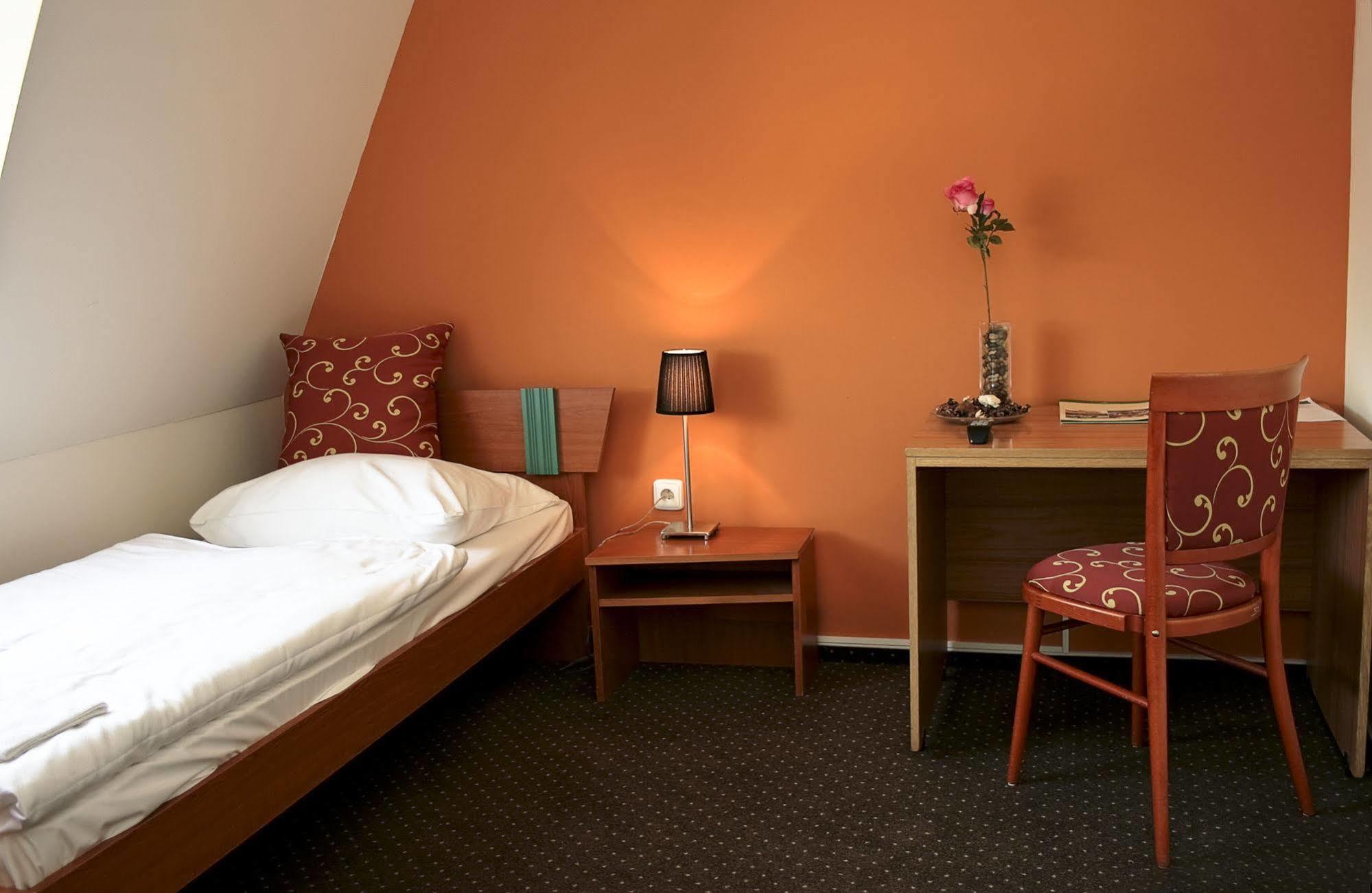 Wine Wellness Hotel Amande Hustopeče Extérieur photo